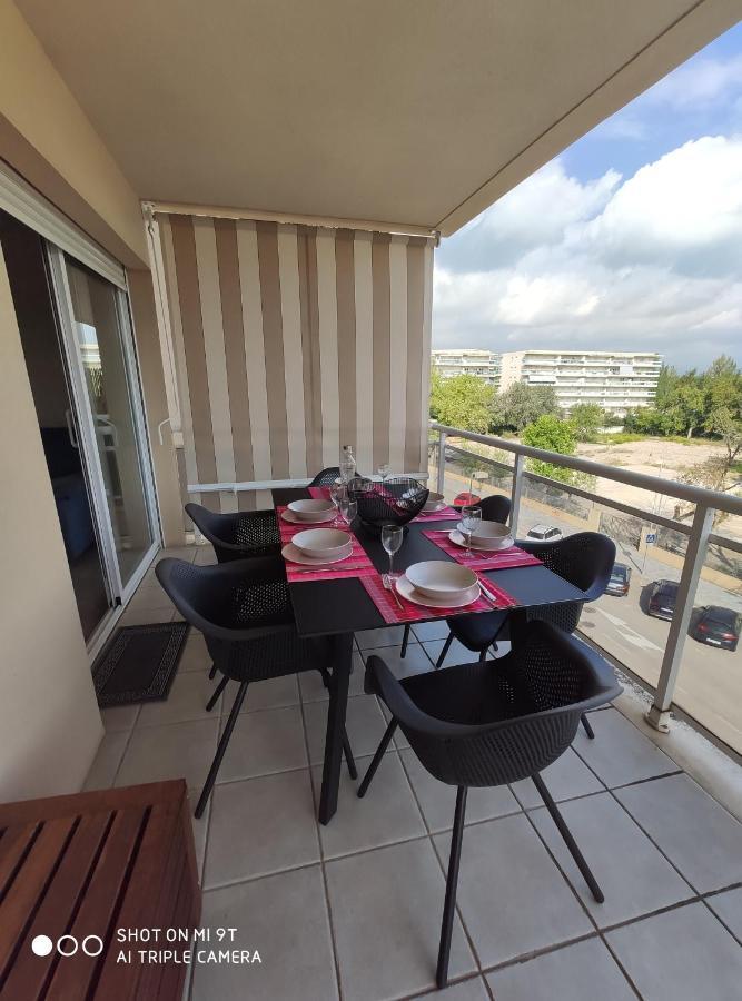 Appart Standing 2 Chambres 2Sdb Clim Piscine Parking Wifi Terrasse 21M2 Local Velo Port-Aventura, Plage, Centre Salou Exterior foto